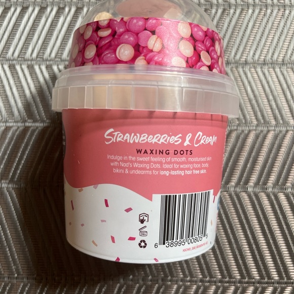 Nads Strawberries & Cream waxing Dots & Nads Precision Eyebrow Wax Wand. - Picture 3 of 5